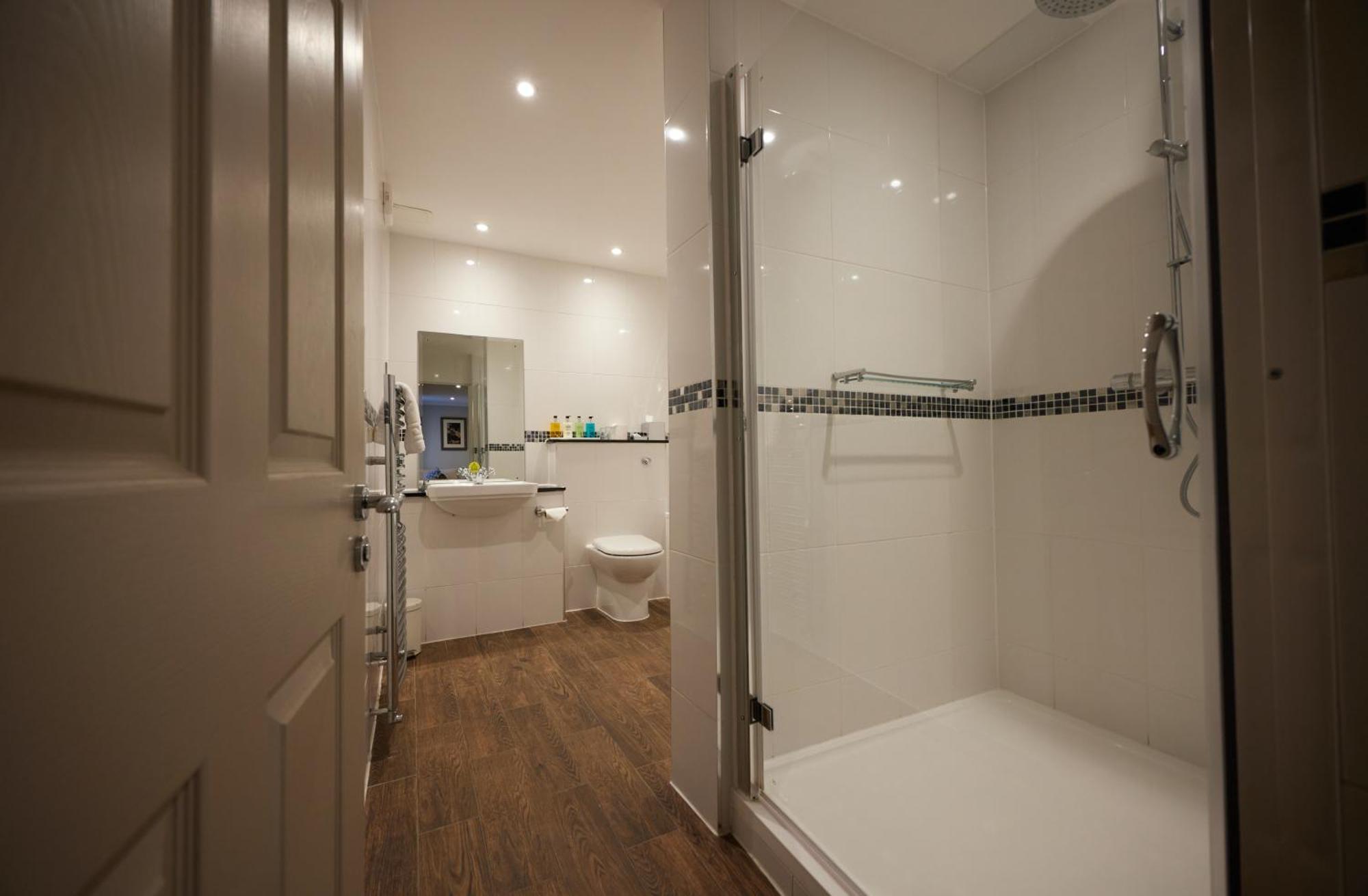 Stone House Hotel 'A Bespoke Hotel' Luaran gambar
